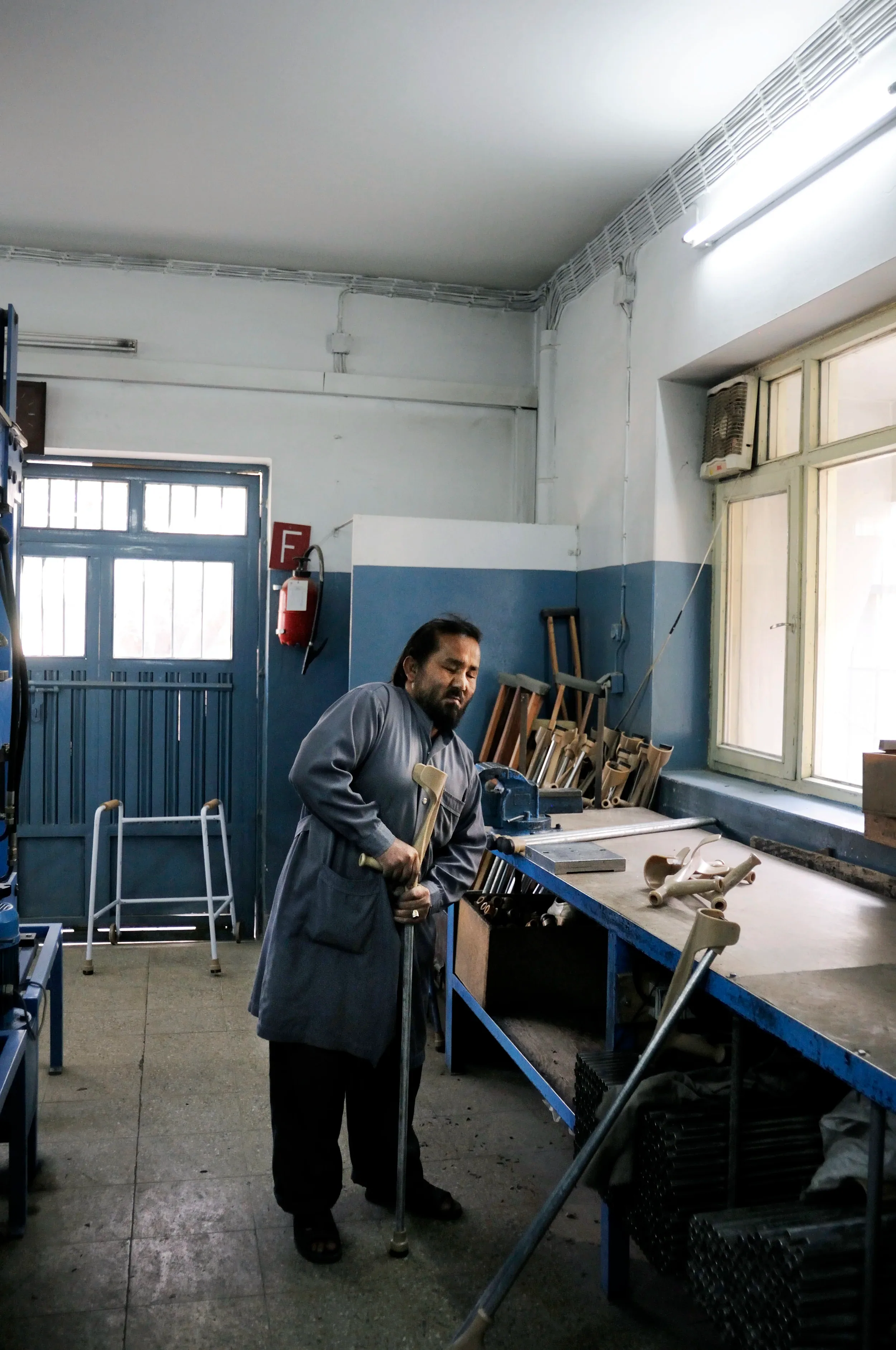 ICRC, Kabul orthopaedic centre, 2011. Photograph 6 of 29.