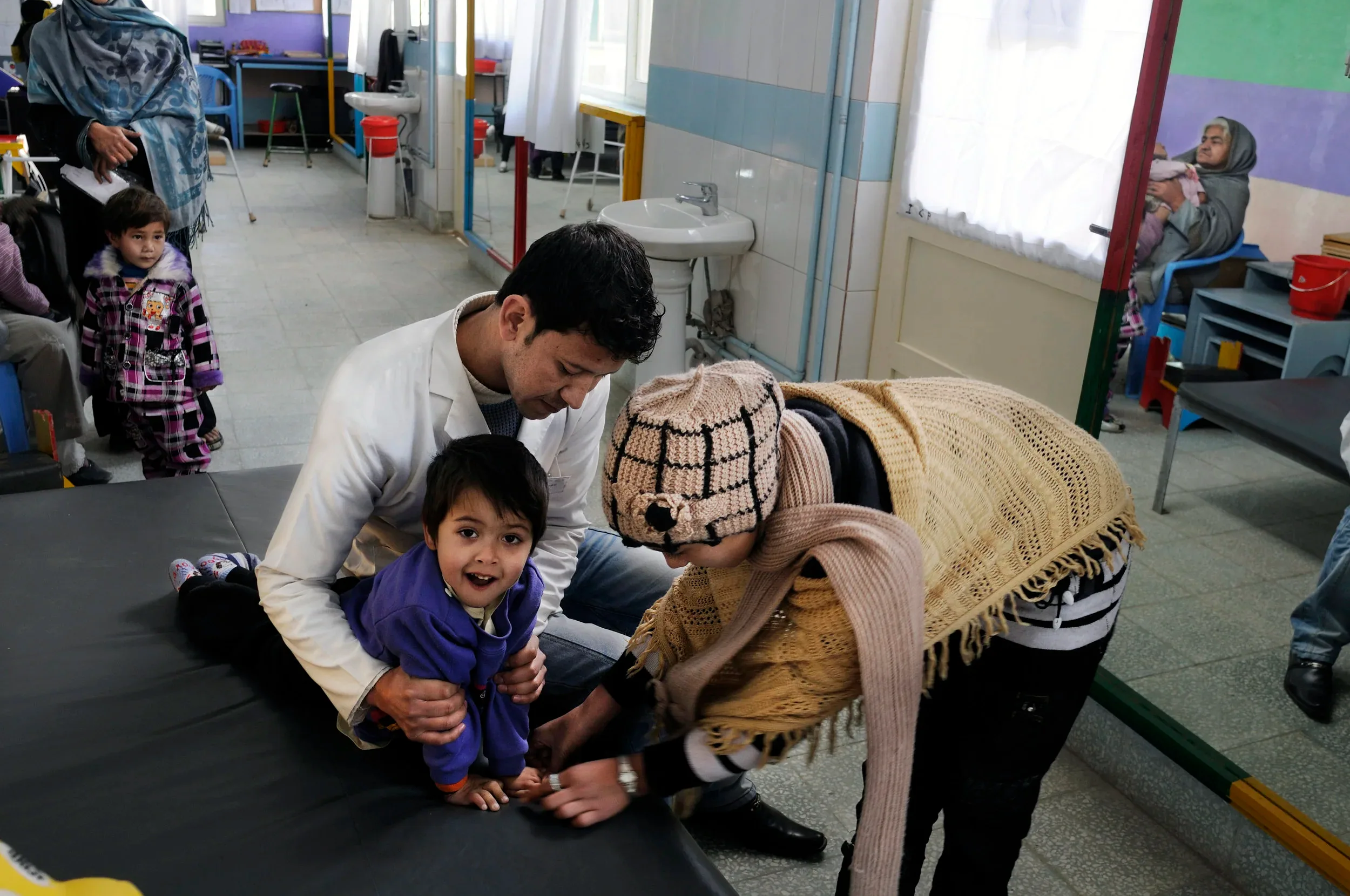 ICRC, Kabul orthopaedic centre, 2011. Photograph 11 of 29.