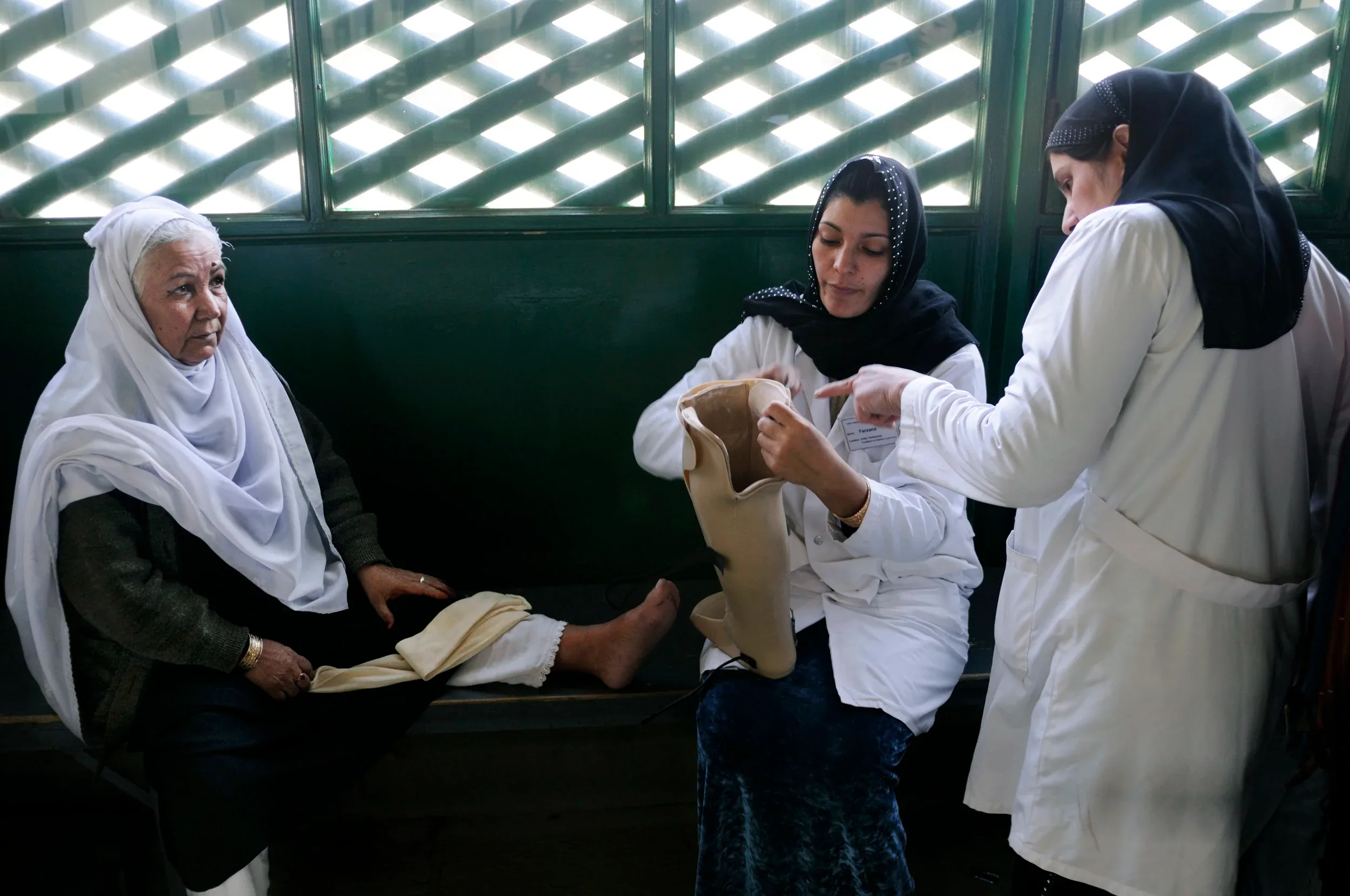 ICRC, Kabul orthopaedic centre, 2011. Photograph 13 of 29.